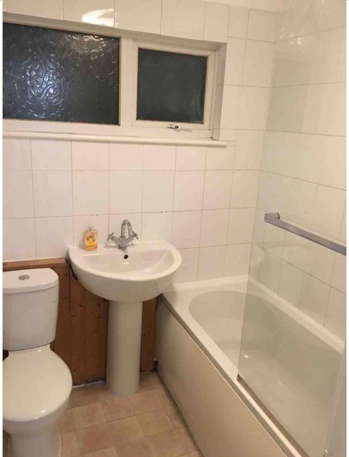 Eastbourne Large Double Room With Wifi & Kitchen โพลเกท ภายนอก รูปภาพ